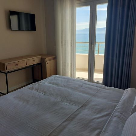 Hotel Demoli Pogradec Luaran gambar