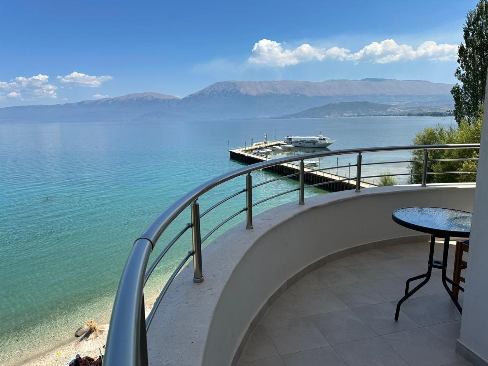 Hotel Demoli Pogradec Luaran gambar