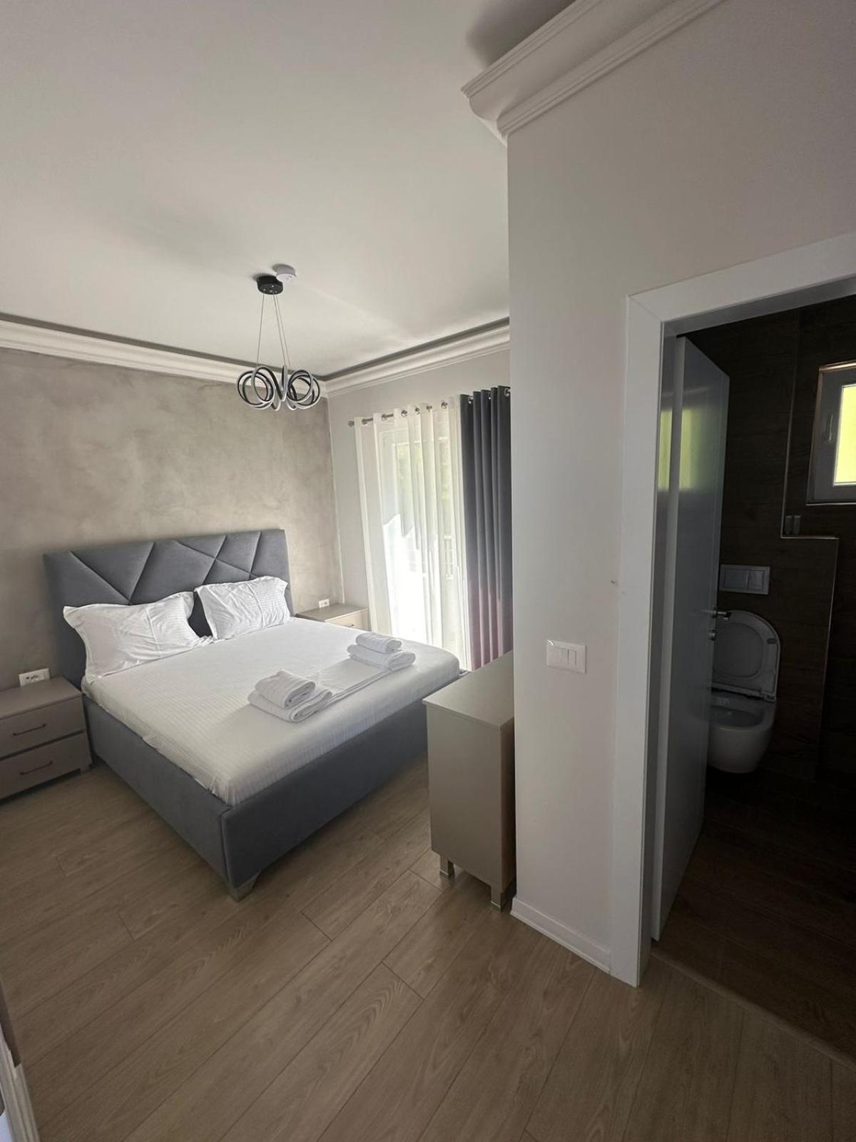 Hotel Demoli Pogradec Luaran gambar