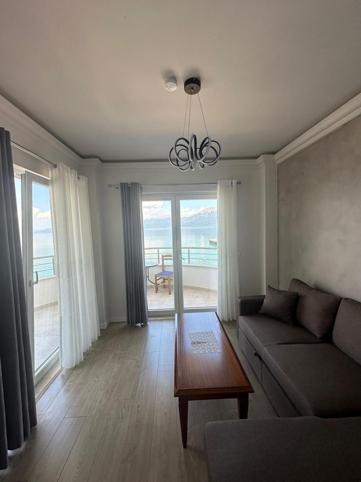 Hotel Demoli Pogradec Luaran gambar