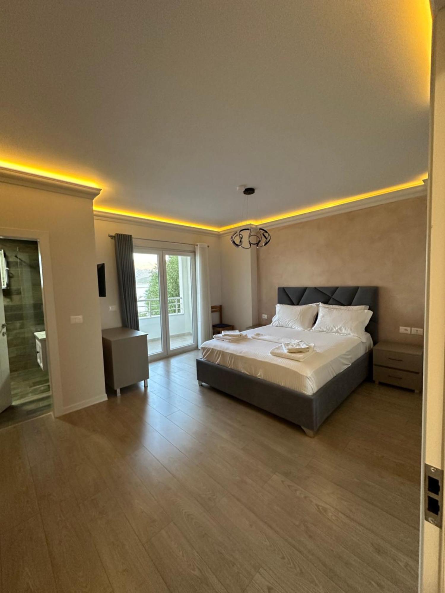 Hotel Demoli Pogradec Luaran gambar