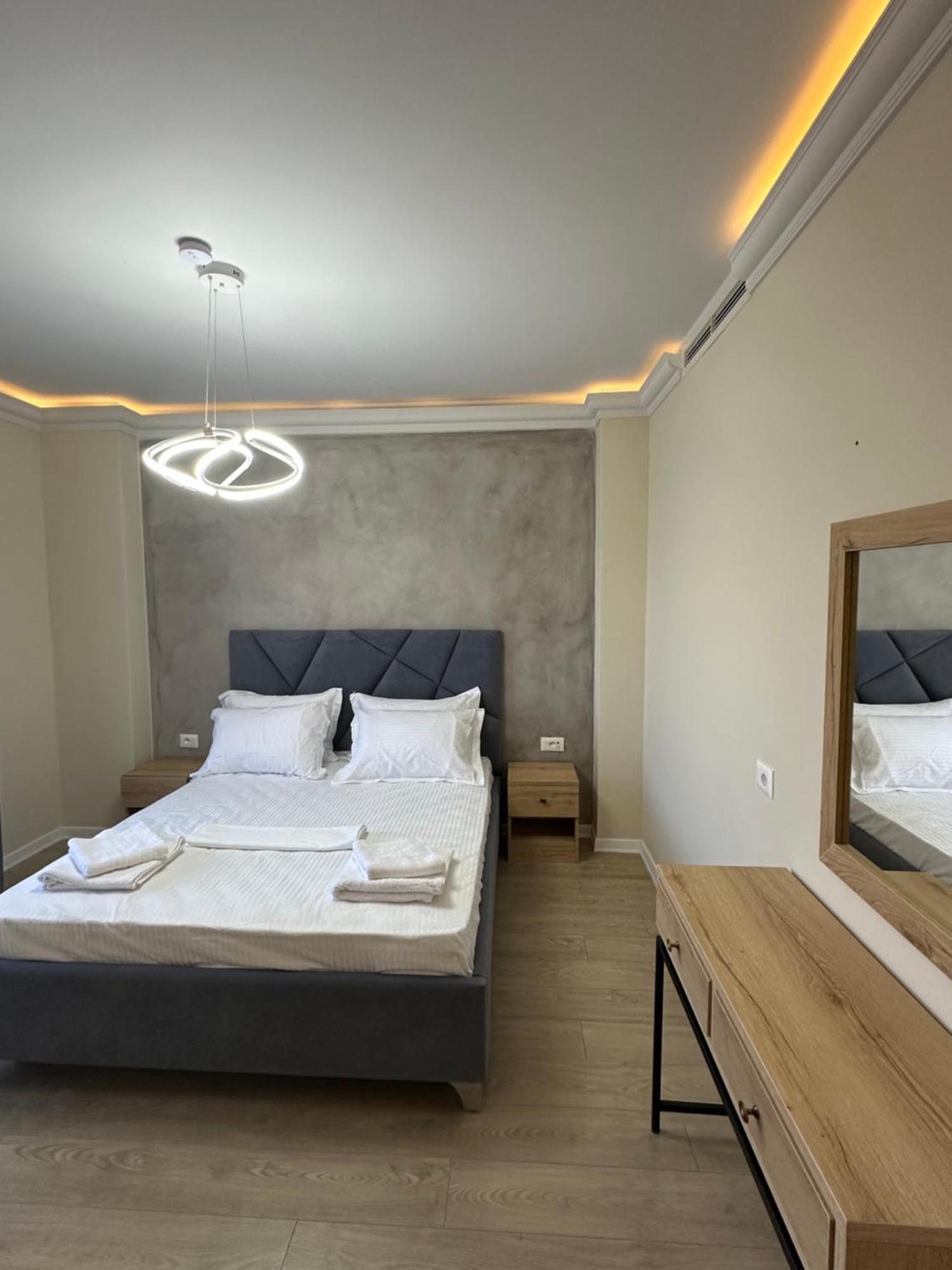 Hotel Demoli Pogradec Luaran gambar