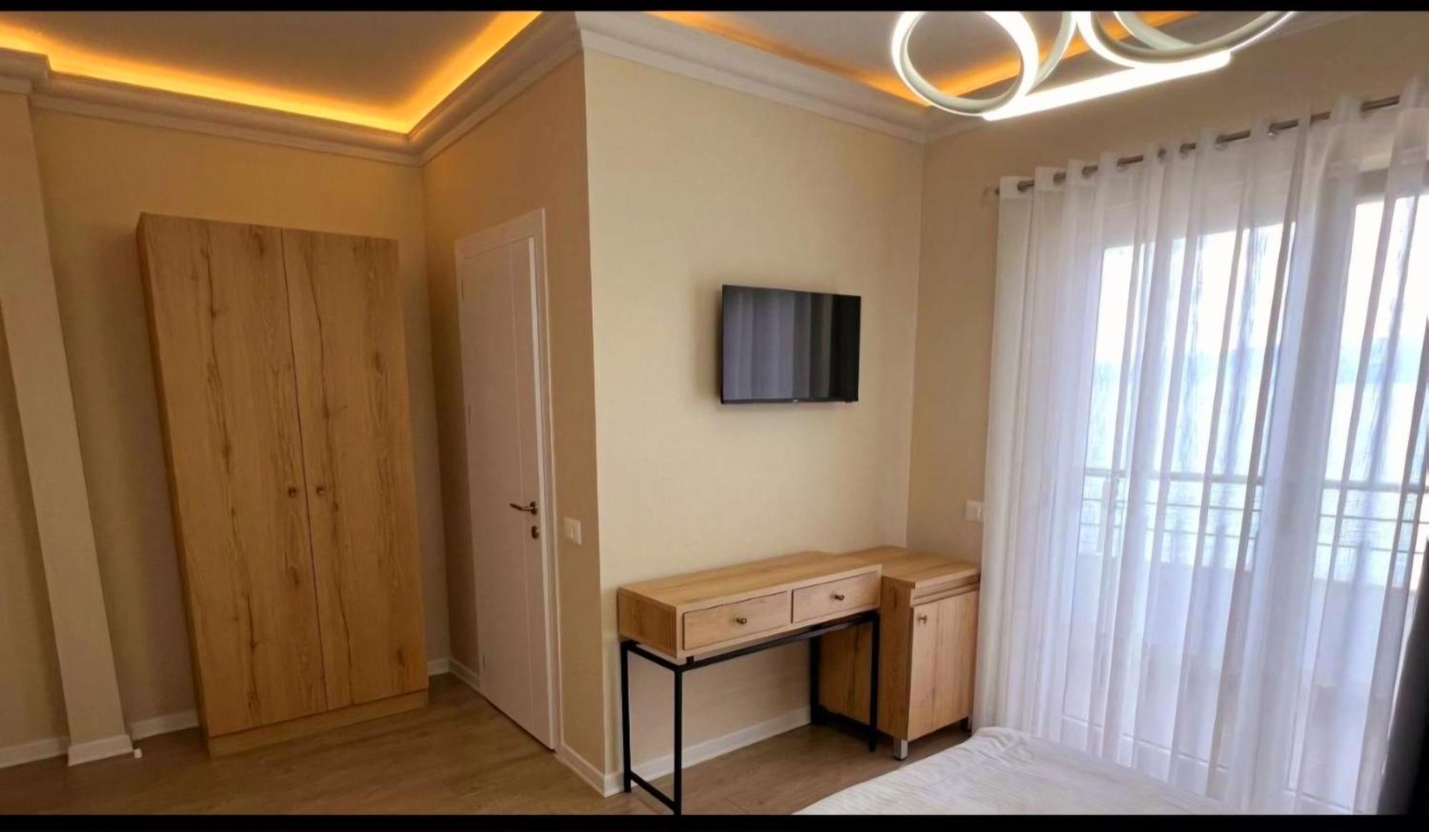Hotel Demoli Pogradec Luaran gambar