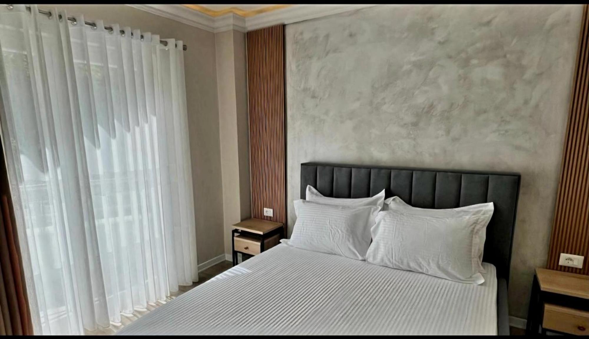 Hotel Demoli Pogradec Luaran gambar